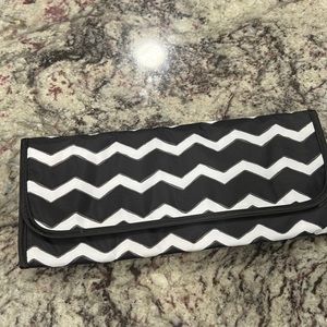Thirty-one black chevron flat iron fold over